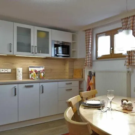 Mit 1 Schlafzimmer